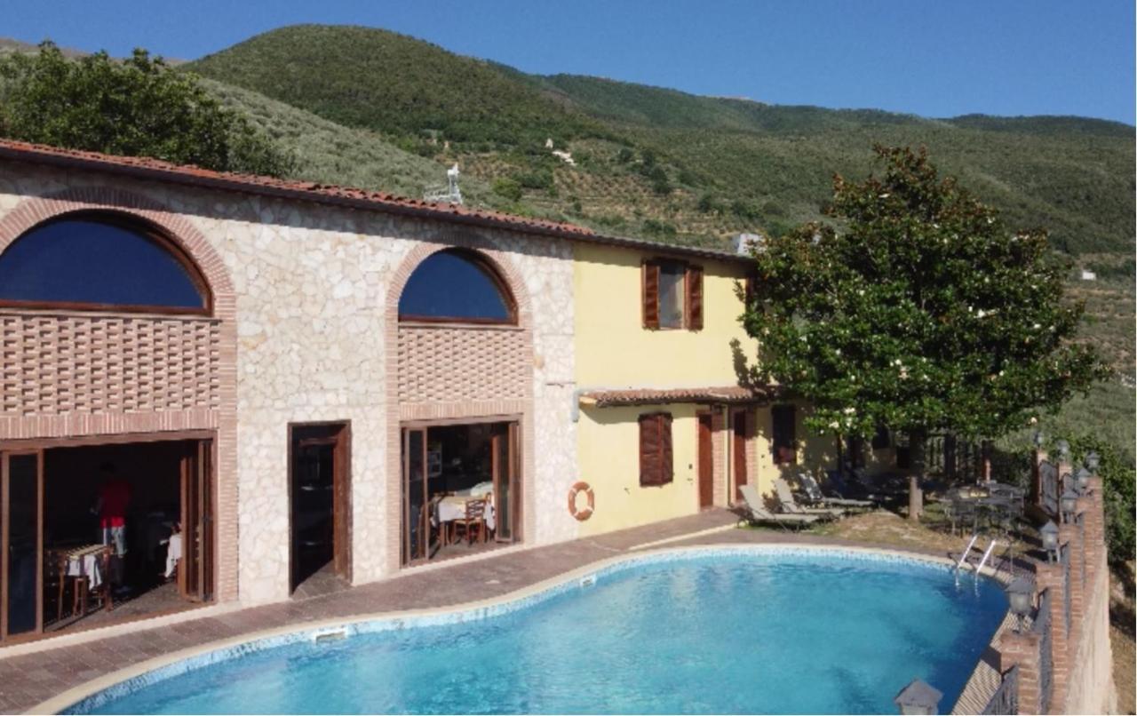 تريفي Country House Le Vedute المظهر الخارجي الصورة