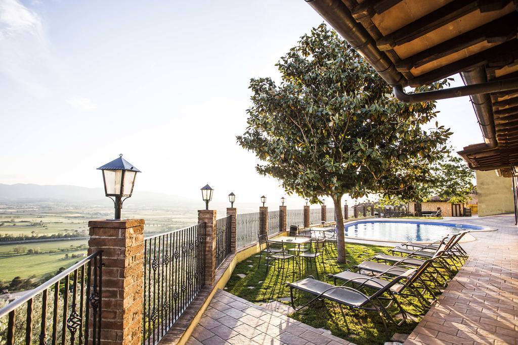 تريفي Country House Le Vedute المظهر الخارجي الصورة