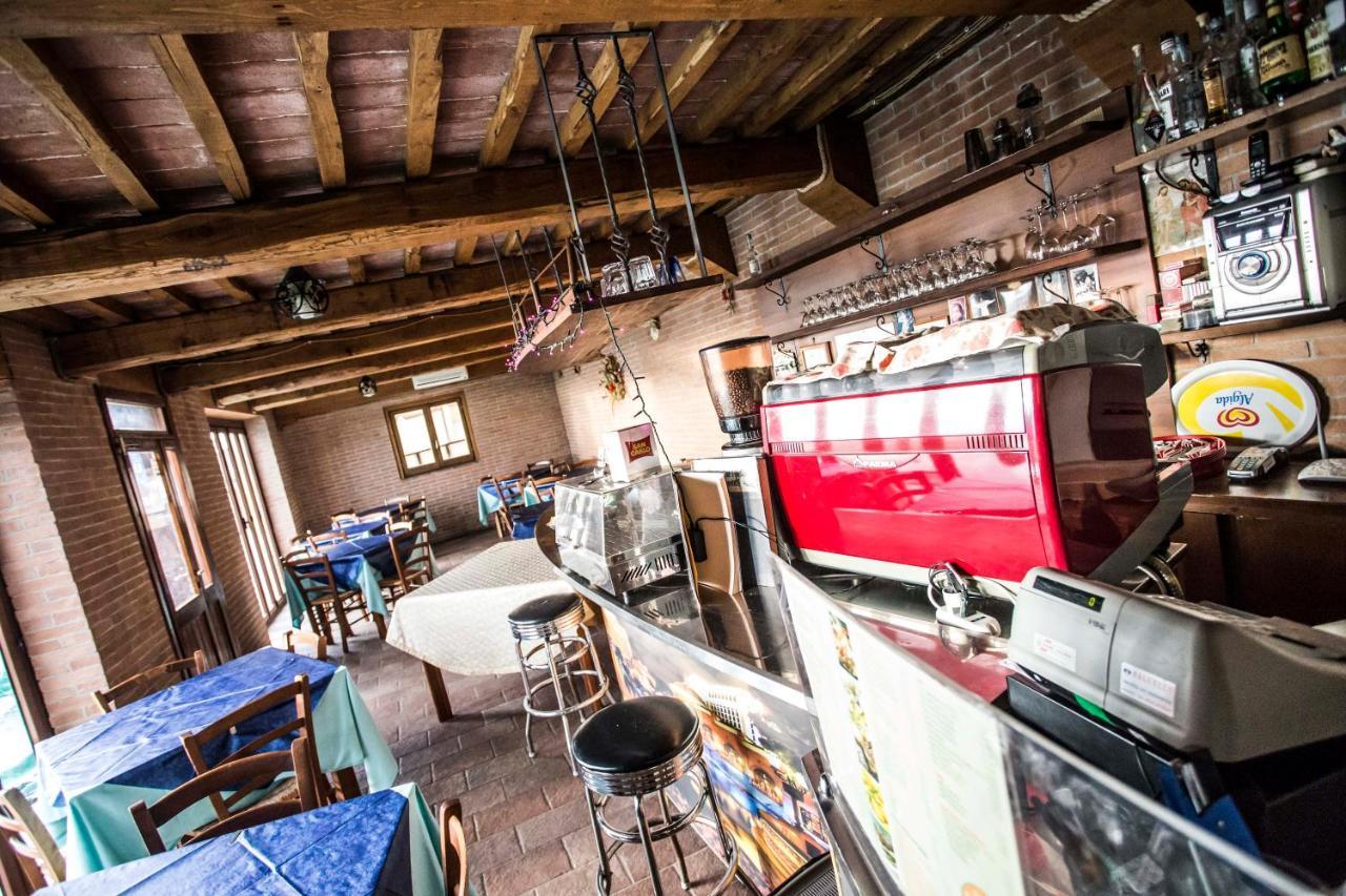 تريفي Country House Le Vedute المظهر الخارجي الصورة